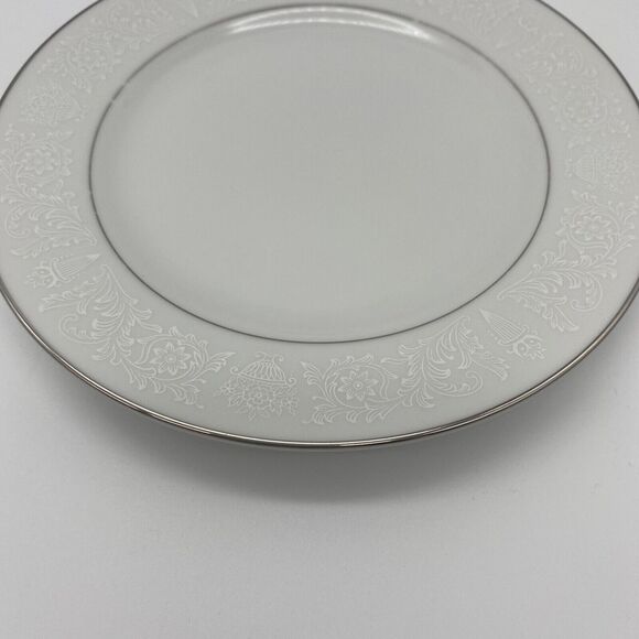 4 Vtg Crown Victoria Fine China Lovelace 6 1/2" Small Bread Plates Silver Trim - Picture 3 of 12